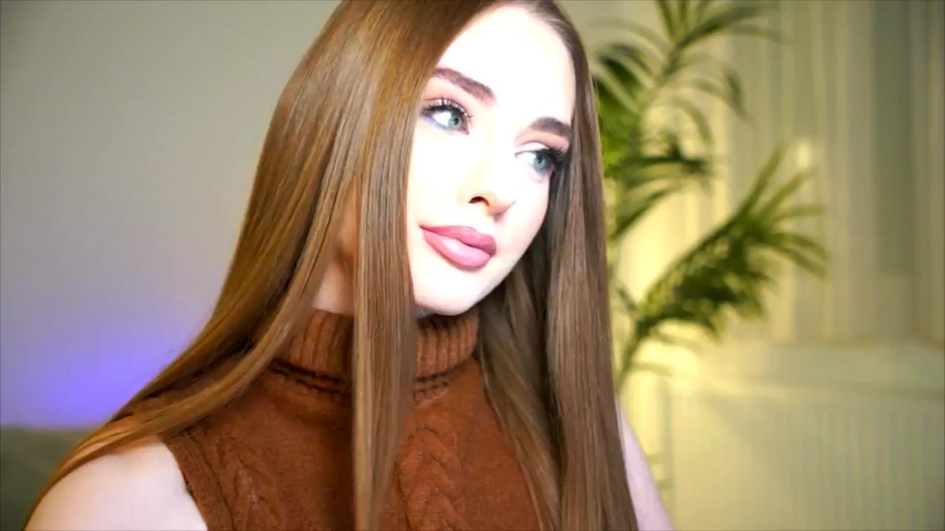 Gallery image thumbnail from petitegonwild's myfreecams stream on, 12/04/2025, 24:53 image 9 of 20