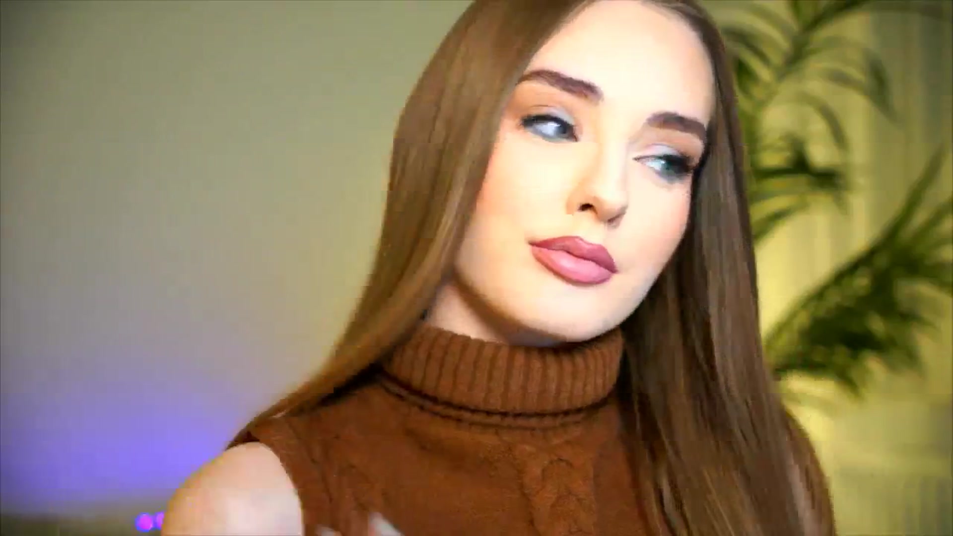 Gallery image thumbnail from petitegonwild's myfreecams stream on, 12/04/2025, 24:53 image 14 of 20