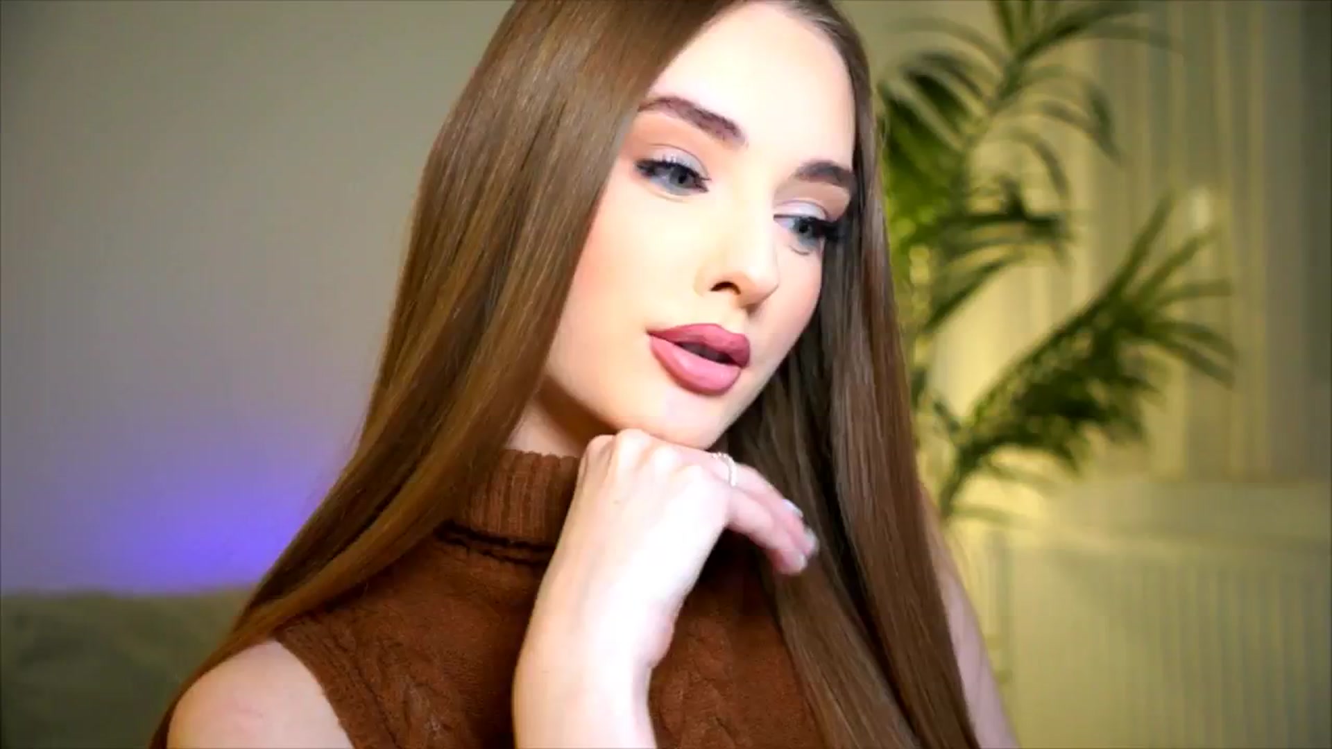 Gallery image thumbnail from petitegonwild's myfreecams stream on, 12/04/2025, 24:53 image 8 of 20