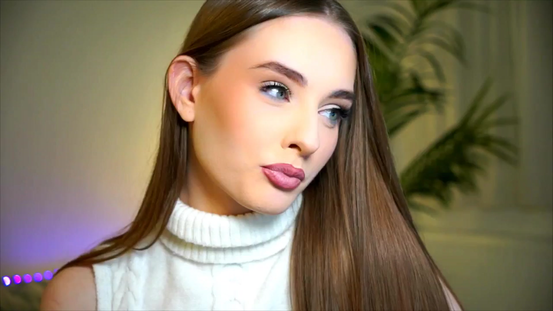 Gallery image thumbnail from petitegonwild's myfreecams stream on, 12/11/2025, 24:52 image 20 of 20