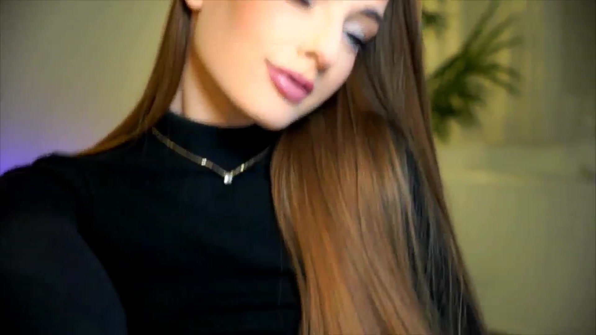 Gallery image thumbnail from petitegonwild's myfreecams stream on, 12/16/2025, 01:39 image 9 of 20