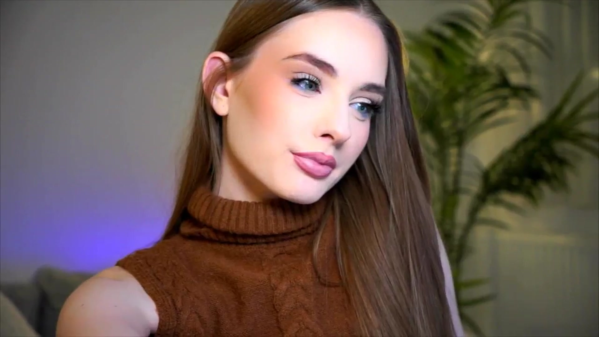 Gallery image thumbnail from petitegonwild's myfreecams stream on, 12/19/2025, 22:40 image 18 of 20