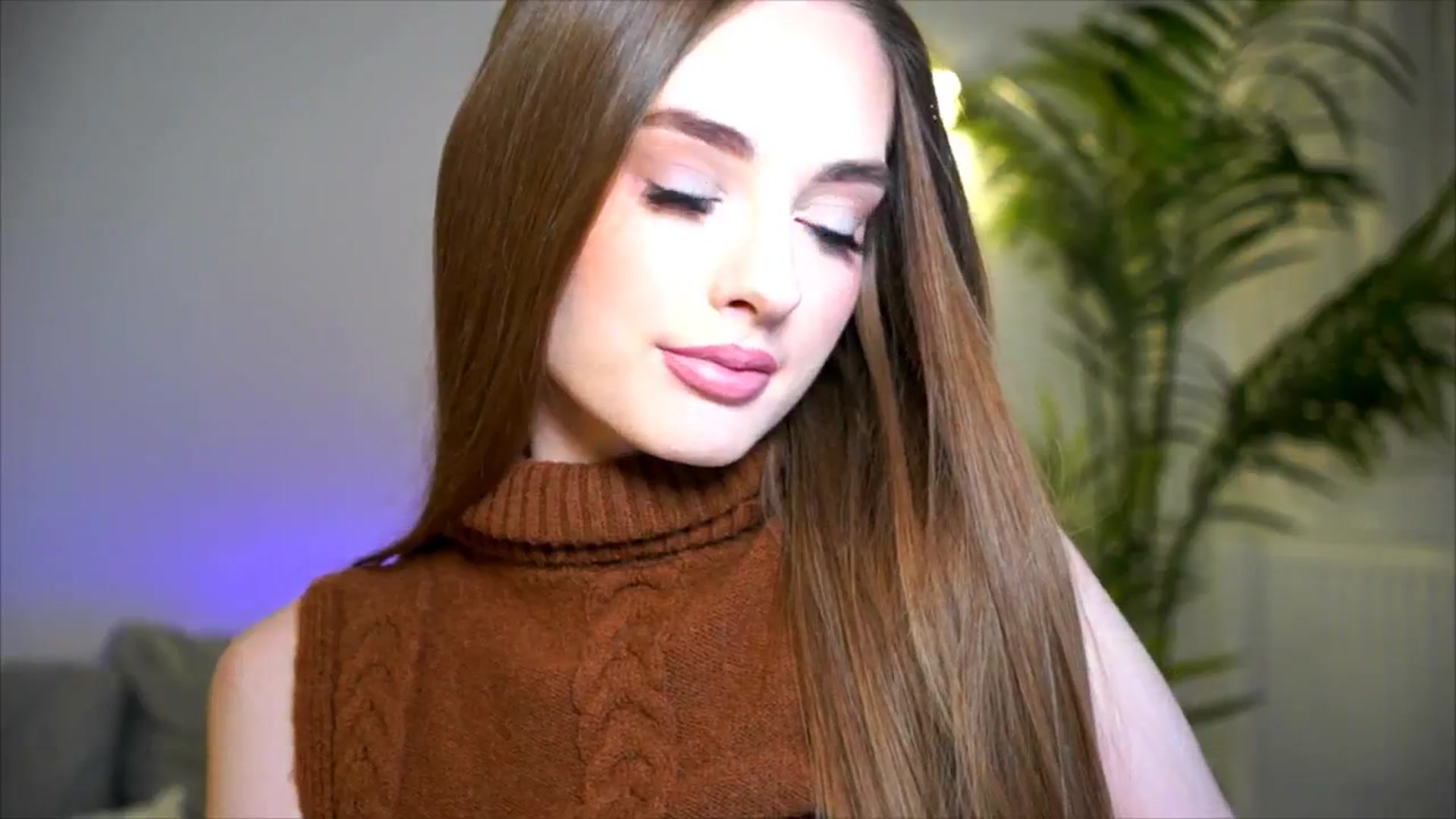 Gallery image thumbnail from petitegonwild's myfreecams stream on, 12/19/2025, 22:40 image 5 of 20