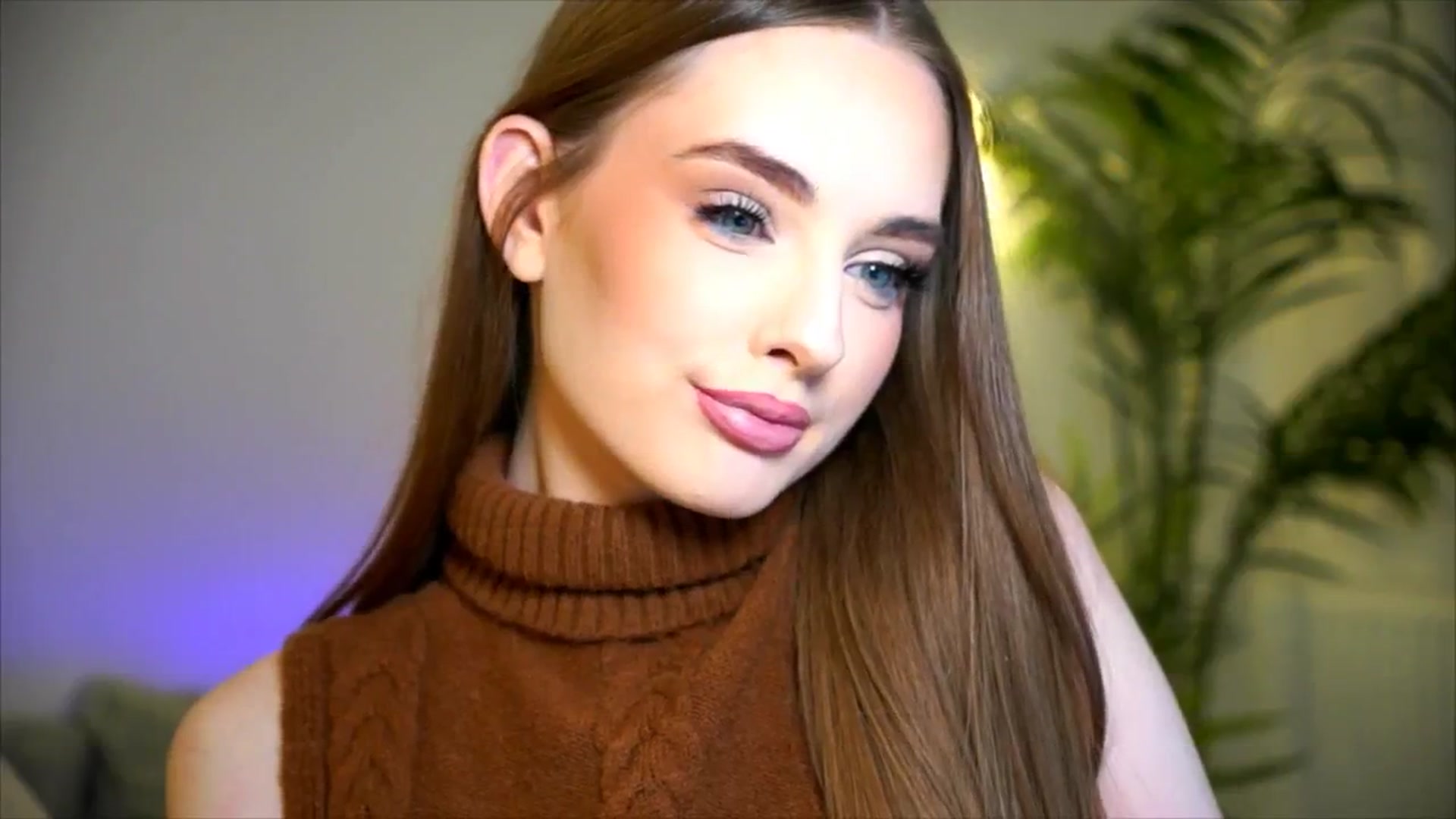 Gallery image thumbnail from petitegonwild's myfreecams stream on, 12/19/2025, 23:55 image 8 of 20