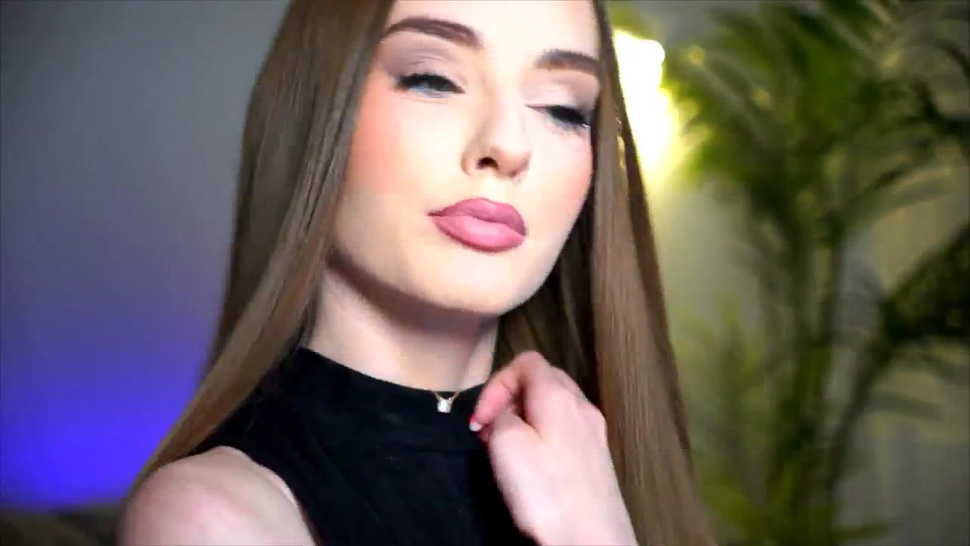 Gallery image thumbnail from petitegonwild's myfreecams stream on, 12/26/2025, 21:25 image 2 of 20