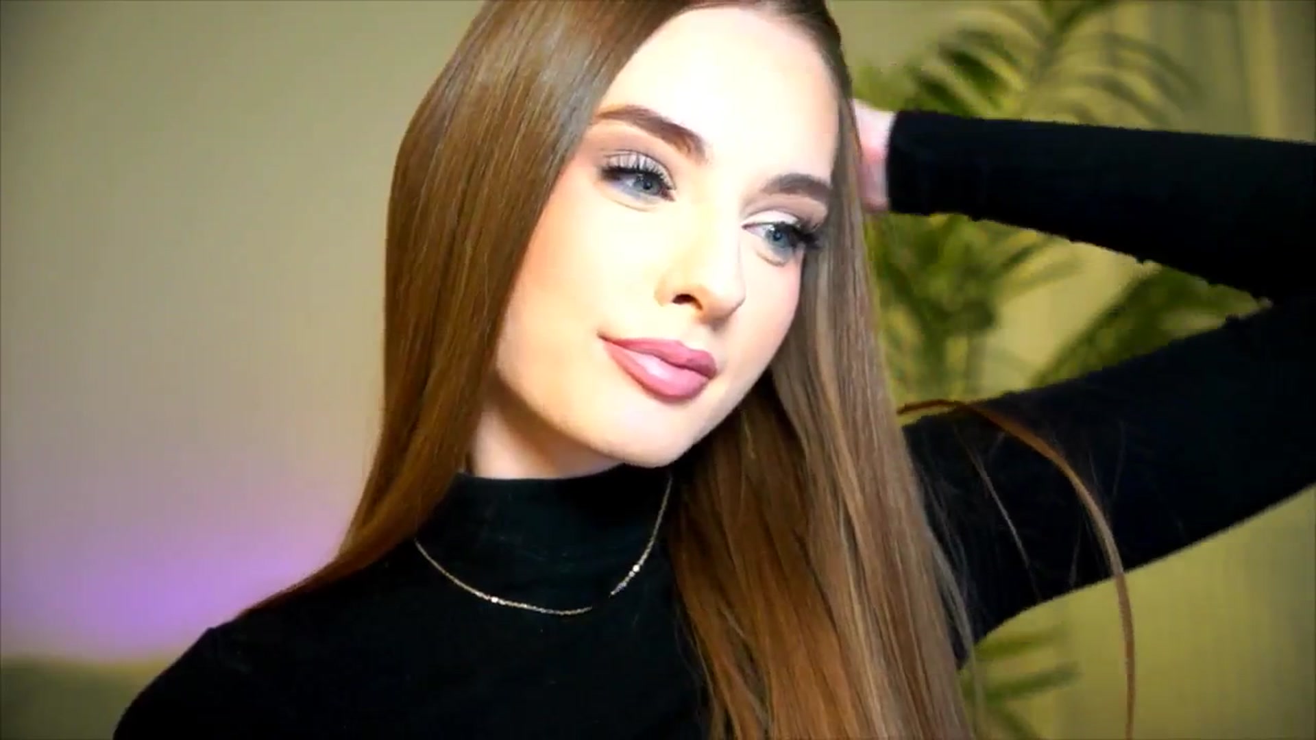 Gallery image thumbnail from petitegonwild's myfreecams stream on, 12/31/2025, 01:04 image 14 of 20