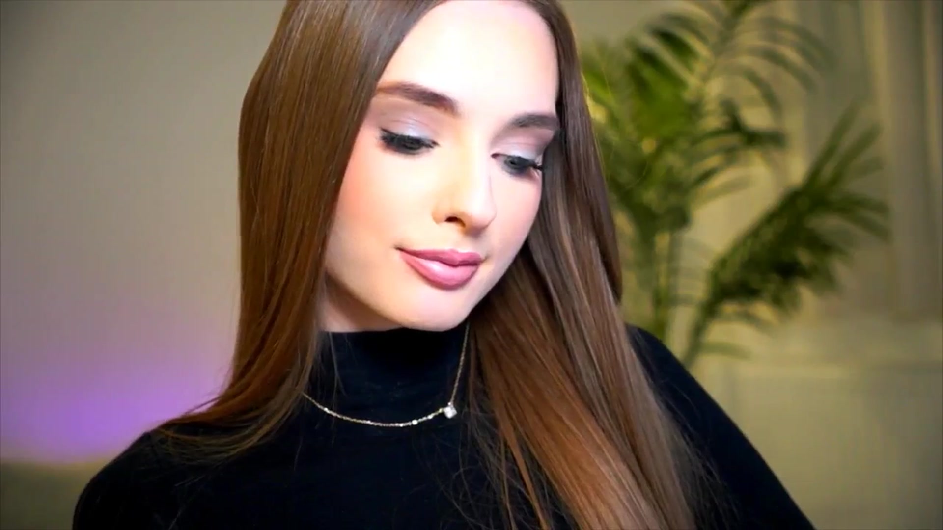 Gallery image thumbnail from petitegonwild's myfreecams stream on, 12/31/2025, 01:04 image 9 of 20