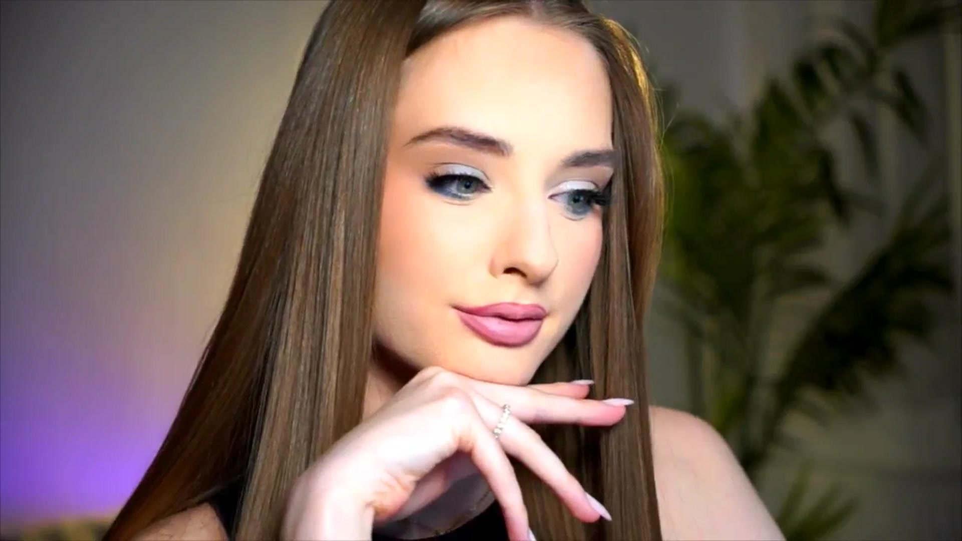 Gallery image thumbnail from petitegonwild's myfreecams stream on, 03/18/2026, 21:40 image 20 of 20