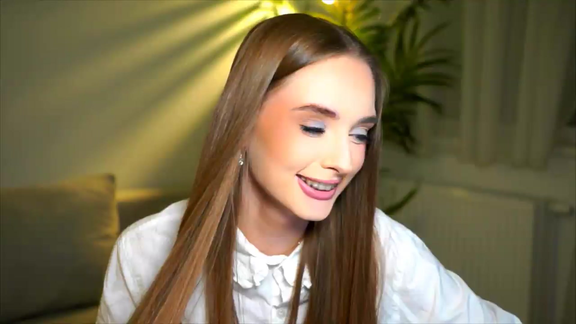 Gallery image thumbnail from petitegonwild's myfreecams stream on, 05/14/2026, 23:05 image 8 of 20