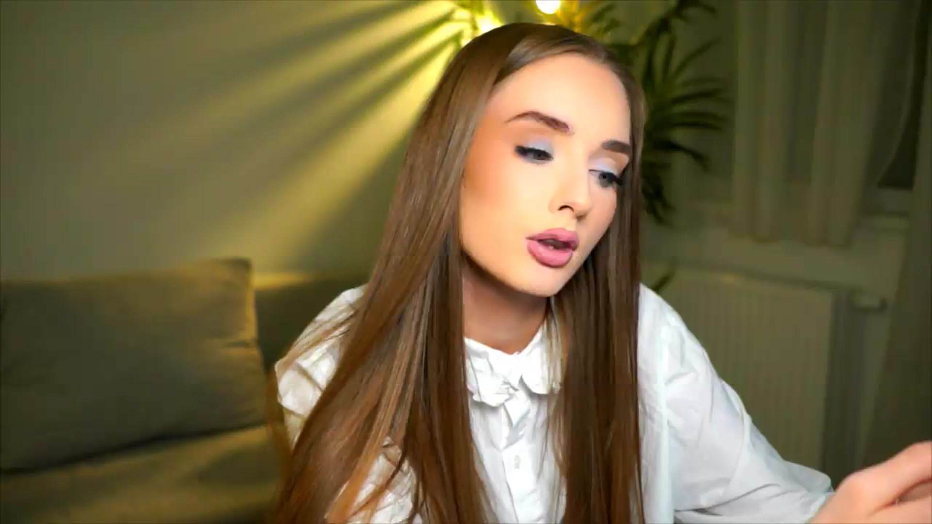 Gallery image thumbnail from petitegonwild's myfreecams stream on, 05/15/2026, 01:32 image 17 of 20