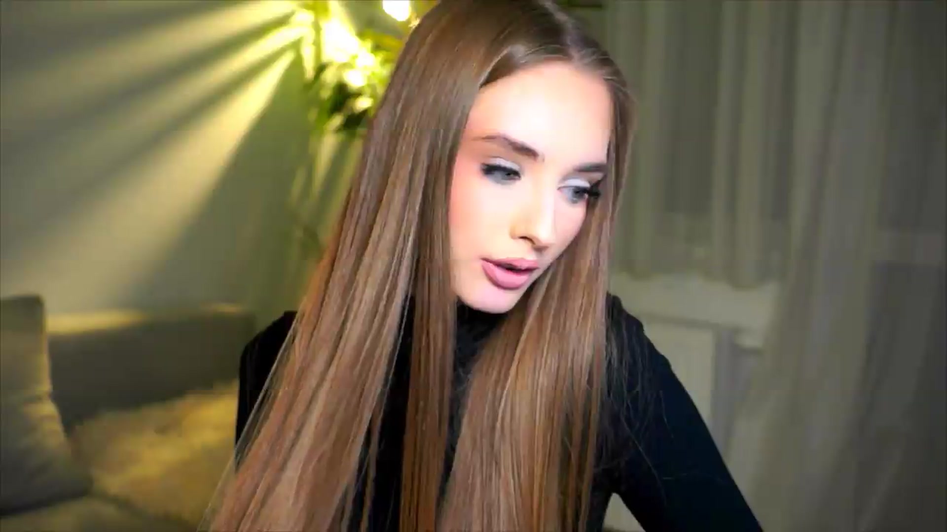 Gallery image thumbnail from petitegonwild's myfreecams stream on, 05/16/2026, 03:37 image 18 of 20