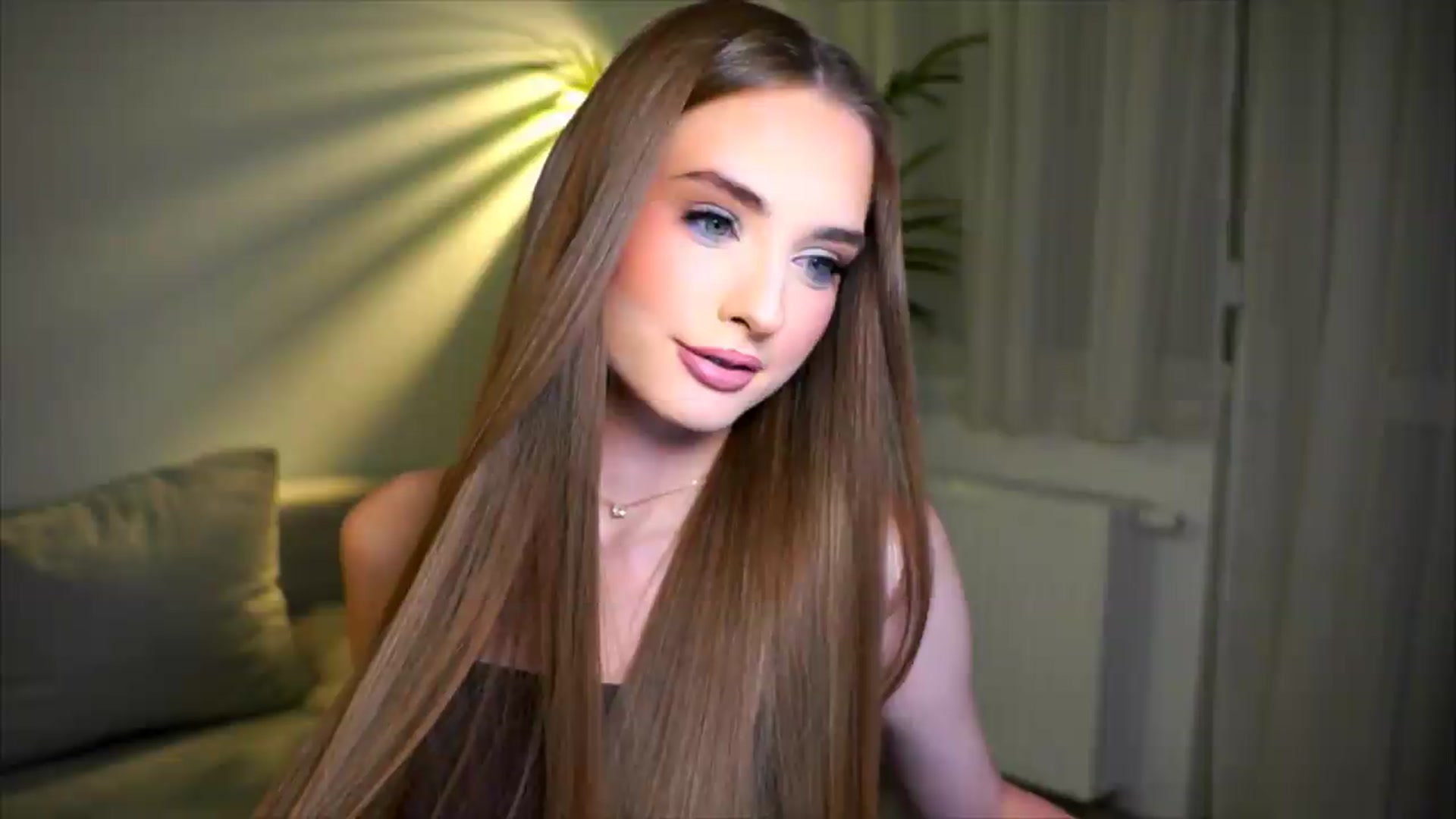 Gallery image thumbnail from petitegonwild's myfreecams stream on, 05/16/2026, 20:09 image 20 of 20