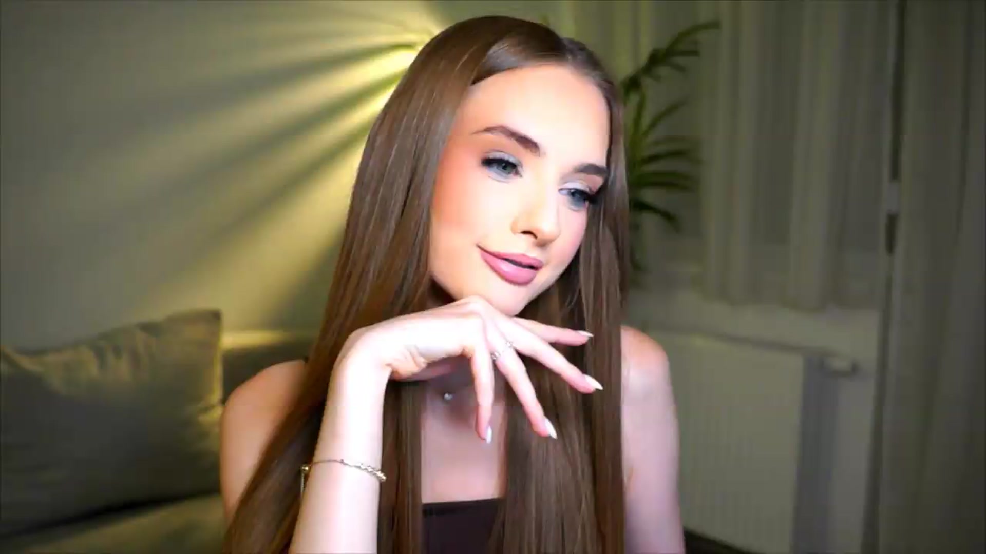 Gallery image thumbnail from petitegonwild's myfreecams stream on, 05/16/2026, 20:59 image 7 of 20