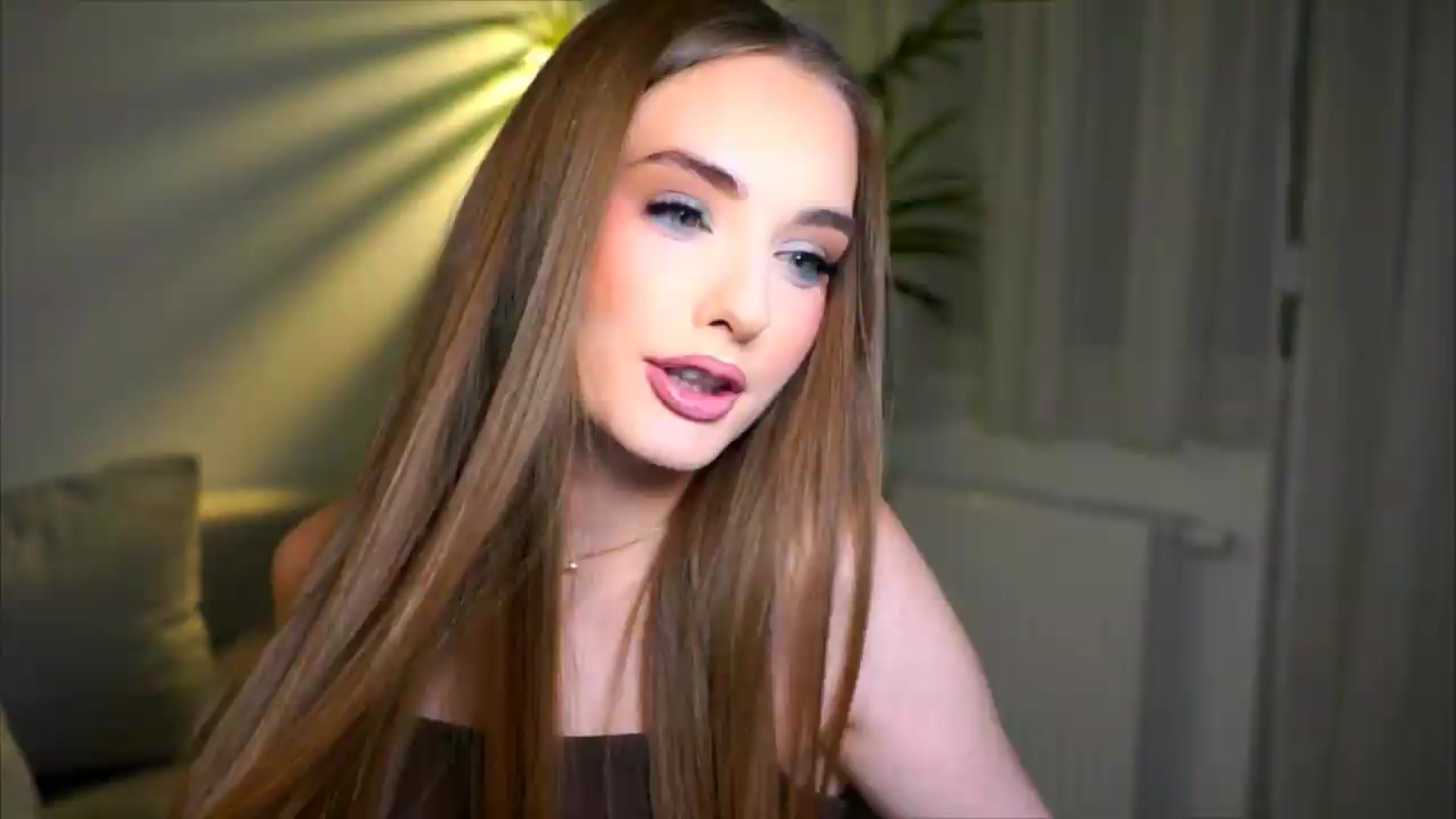 Gallery image thumbnail from petitegonwild's myfreecams stream on, 05/16/2026, 22:02 image 2 of 20