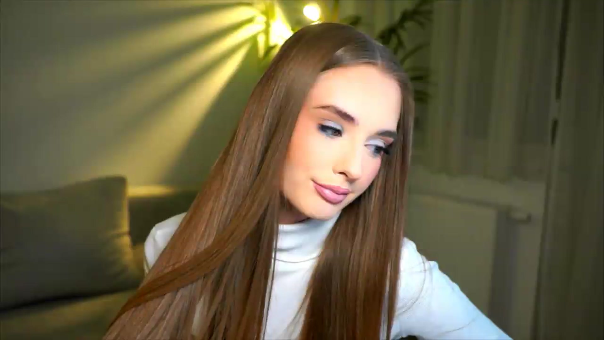 Gallery image thumbnail from petitegonwild's myfreecams stream on, 05/17/2026, 22:29 image 4 of 20