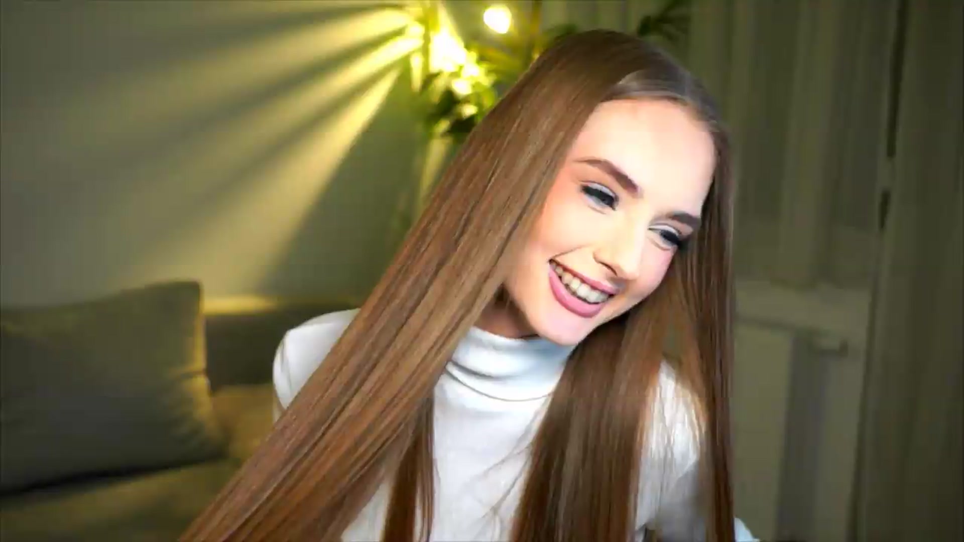 Gallery image thumbnail from petitegonwild's myfreecams stream on, 05/17/2026, 22:29 image 8 of 20