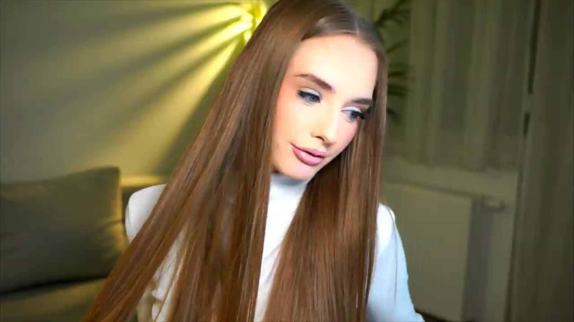 Gallery image thumbnail from petitegonwild's myfreecams stream on, 05/17/2026, 22:29 image 12 of 20