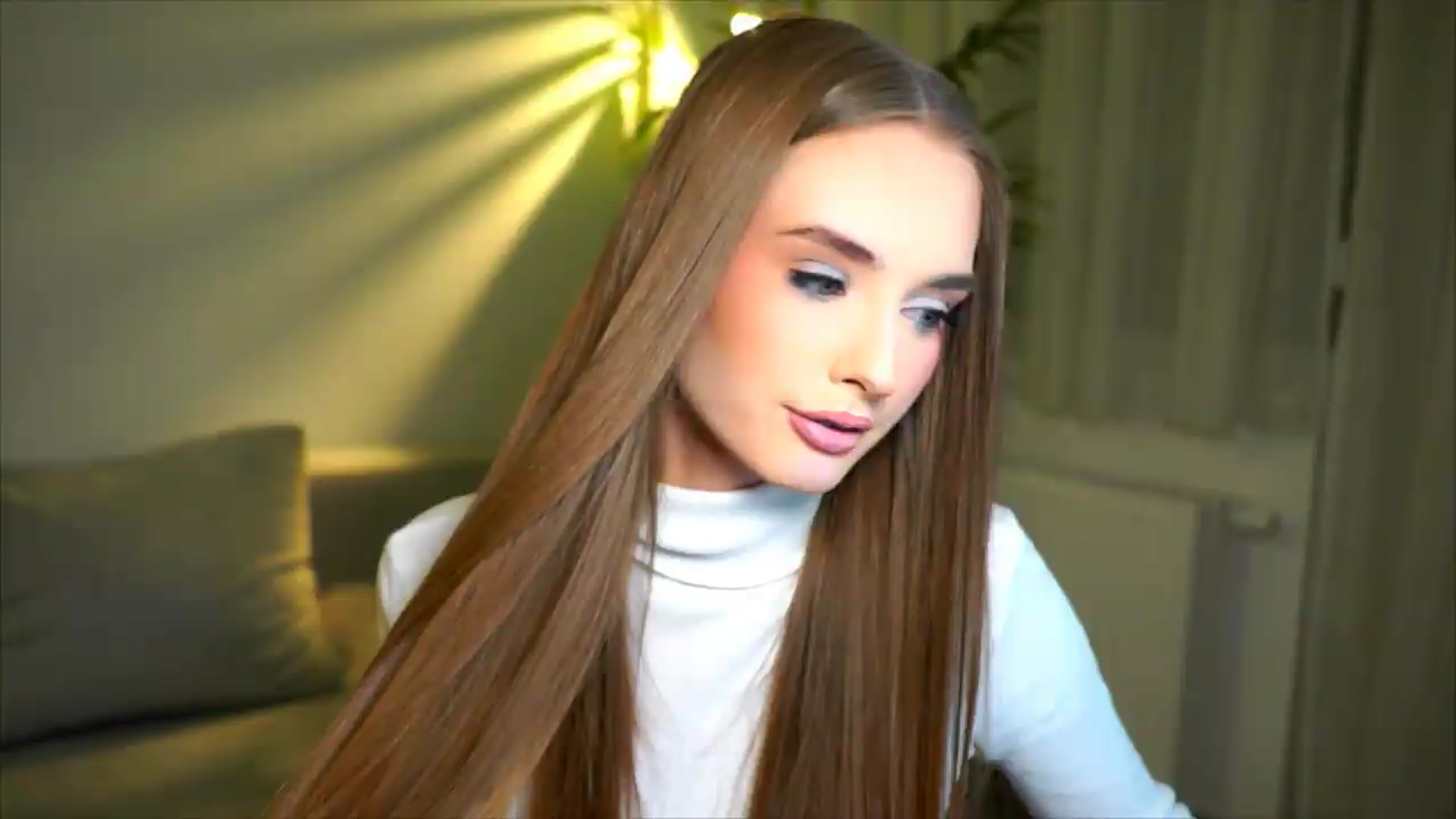 Gallery image thumbnail from petitegonwild's myfreecams stream on, 05/17/2026, 22:29 image 13 of 20