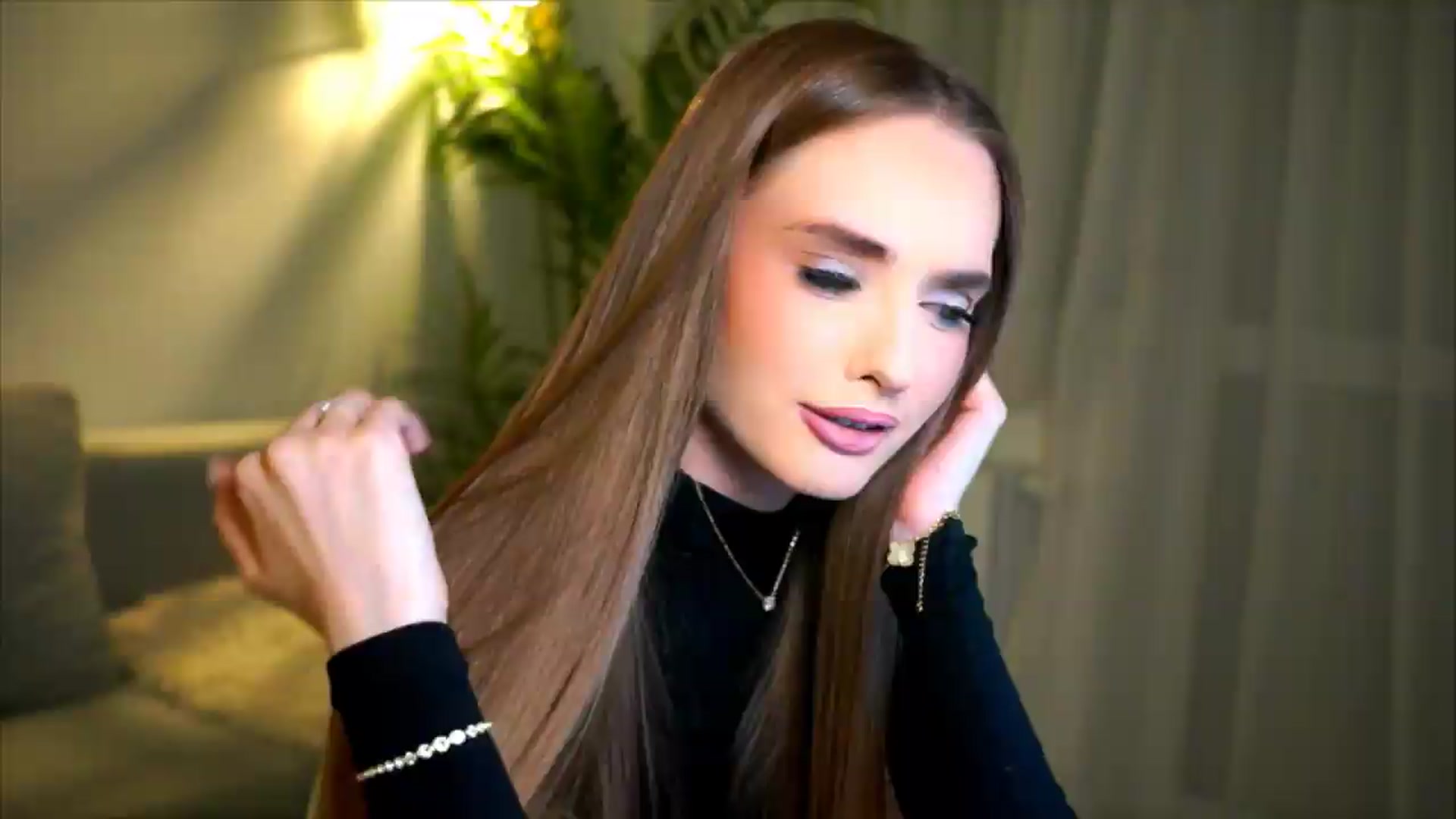 Gallery image thumbnail from petitegonwild's myfreecams stream on, 05/22/2026, 20:42 image 15 of 20