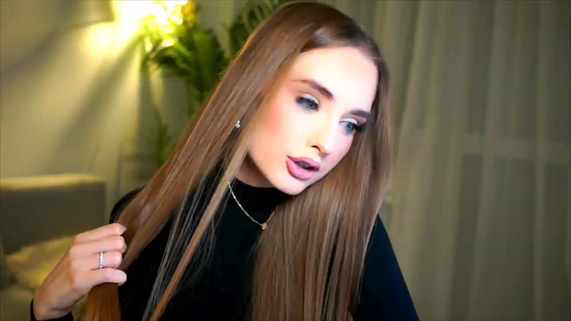 Gallery image thumbnail from petitegonwild's myfreecams stream on, 05/22/2026, 21:13 image 15 of 20