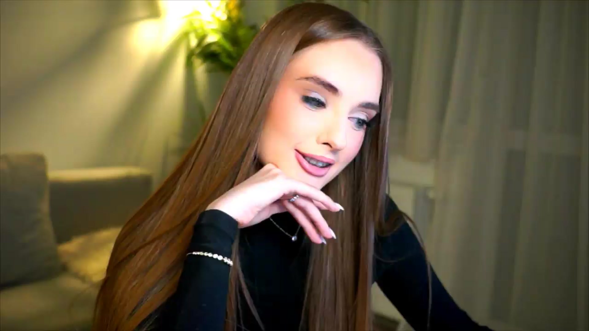 Gallery image thumbnail from petitegonwild's myfreecams stream on, 05/22/2026, 21:13 image 6 of 20