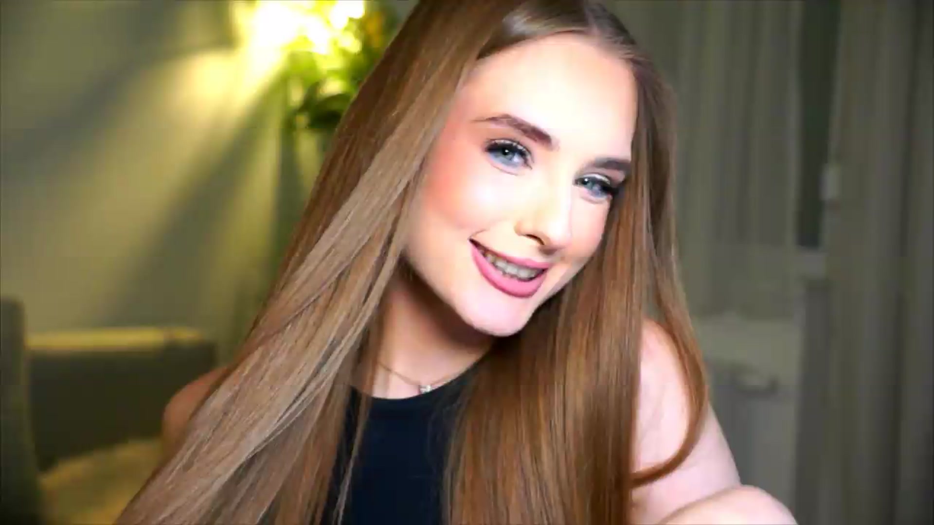 Gallery image thumbnail from petitegonwild's myfreecams stream on, 05/25/2026, 23:07 image 12 of 20