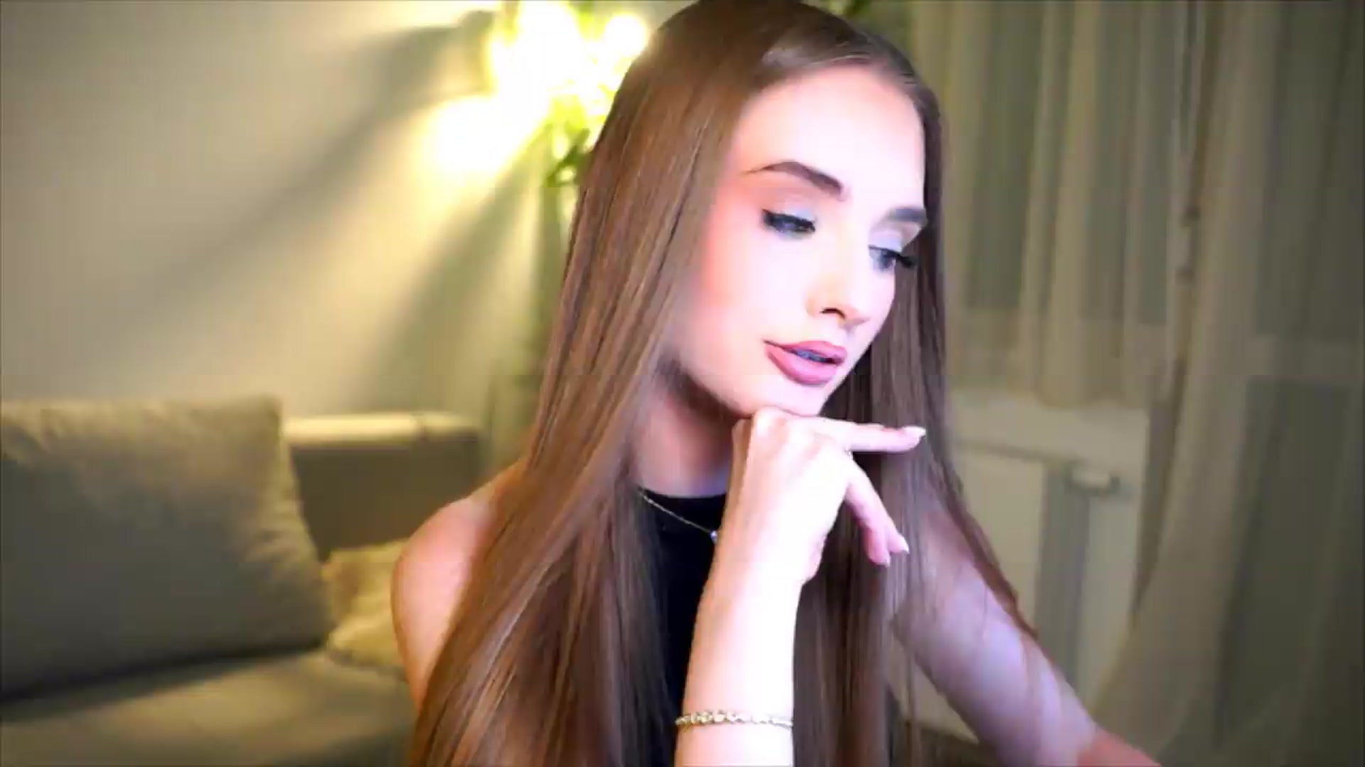 Gallery image thumbnail from petitegonwild's myfreecams stream on, 05/29/2026, 01:34 image 9 of 20