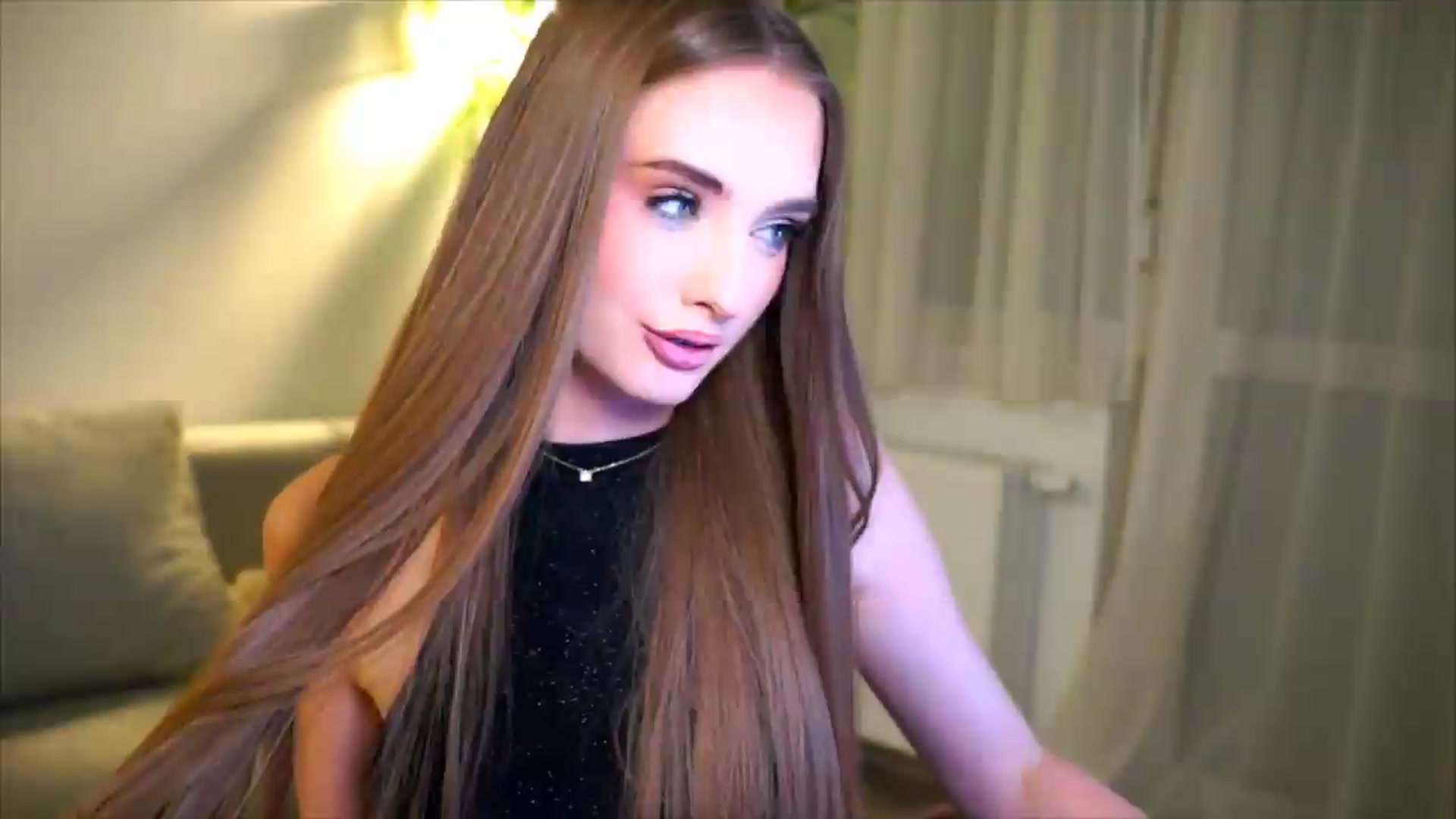 Gallery image thumbnail from petitegonwild's myfreecams stream on, 05/29/2026, 01:34 image 20 of 20