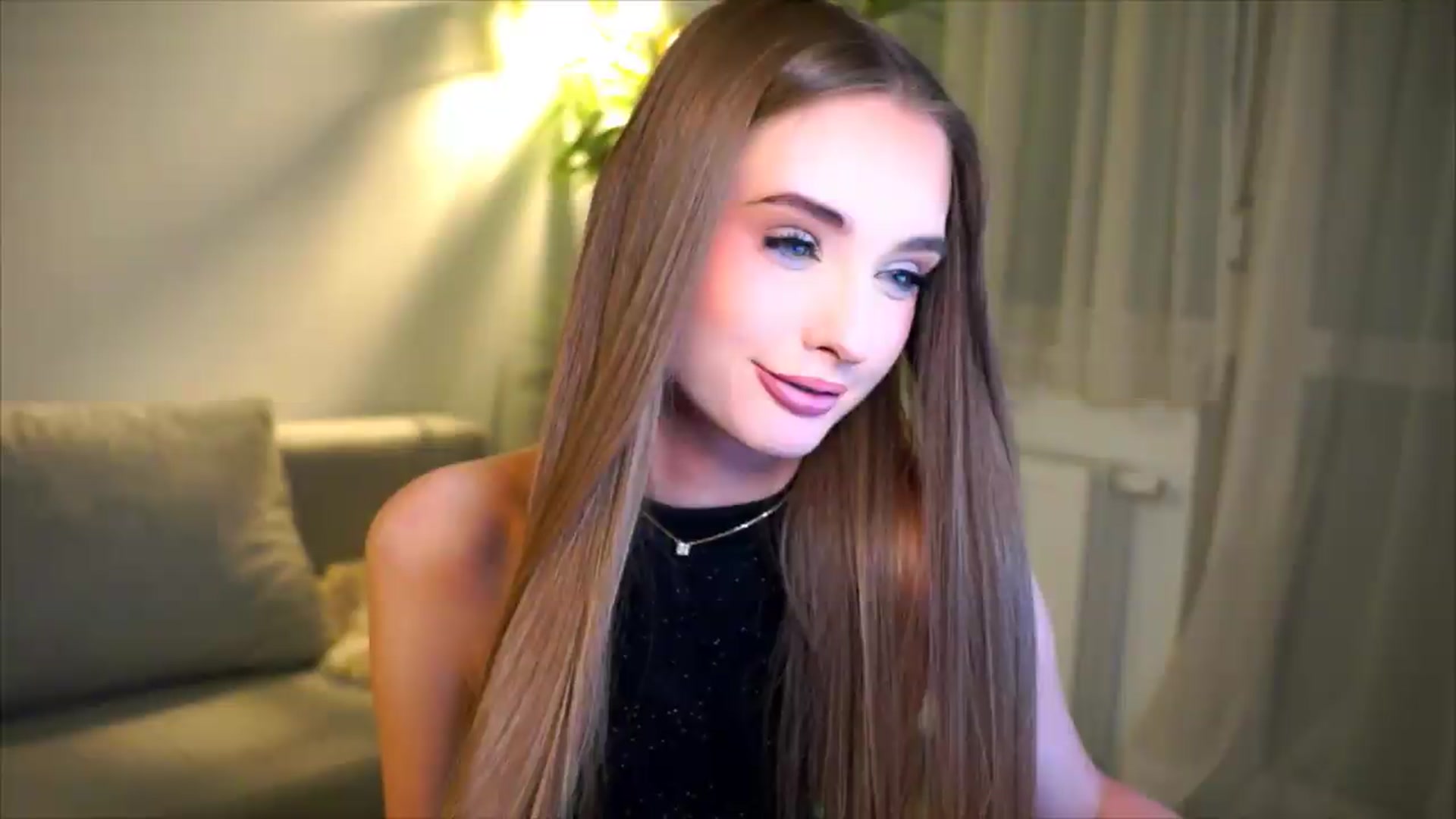 Gallery image thumbnail from petitegonwild's myfreecams stream on, 05/29/2026, 01:34 image 15 of 20