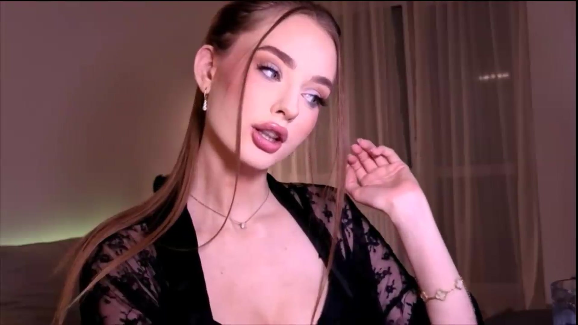 Gallery image thumbnail from petitegonwild's myfreecams stream on, 06/14/2026, 21:53 image 2 of 20