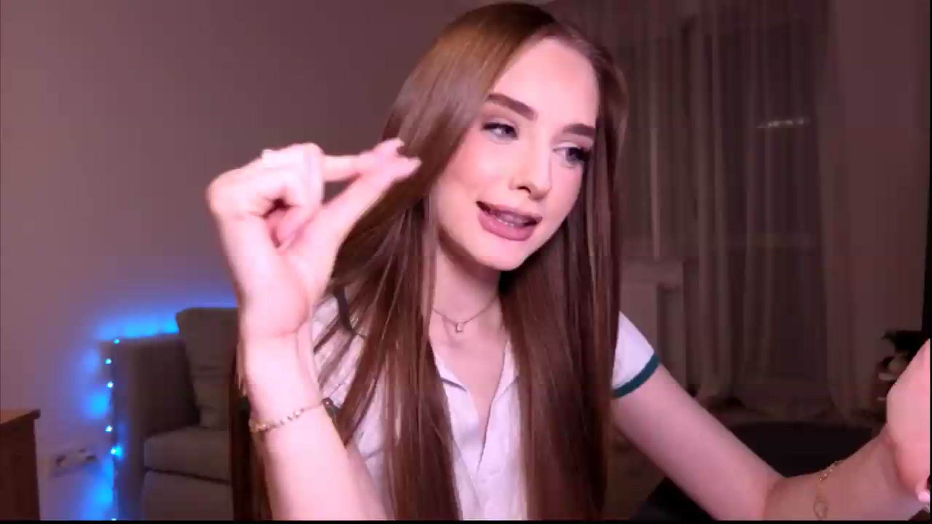 Gallery image thumbnail from petitegonwild's myfreecams stream on, 06/21/2026, 24:00 image 1 of 20