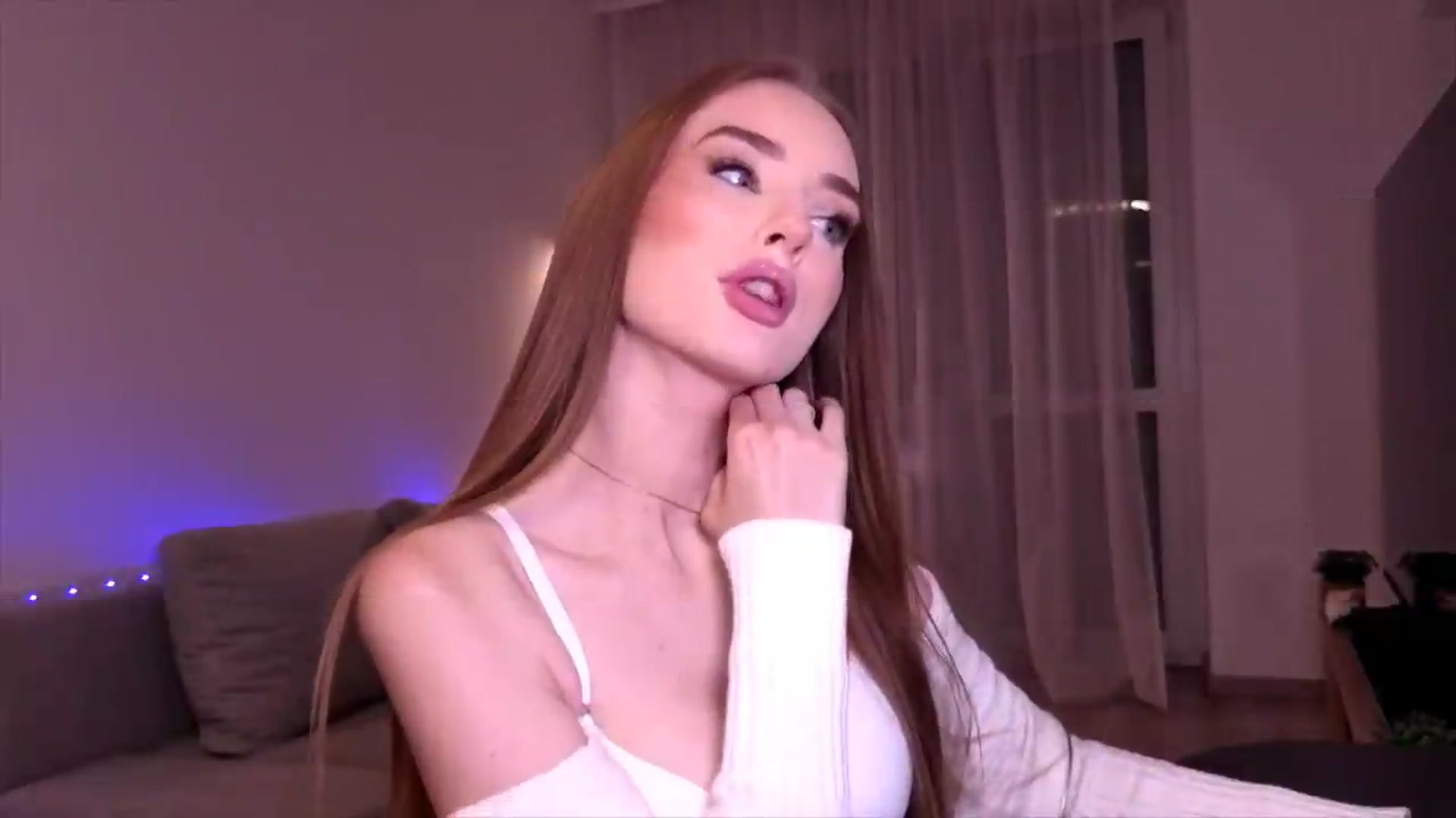 Gallery image thumbnail from petitegonwild's myfreecams stream on, 07/04/2026, 02:07 image 5 of 20