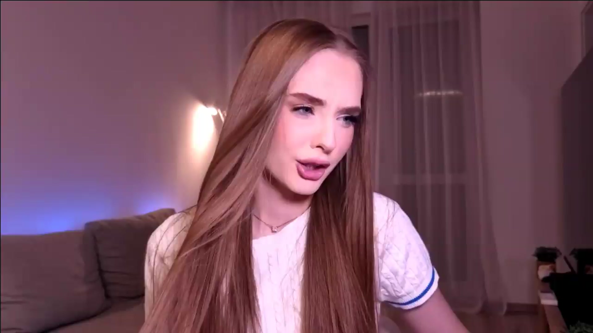 Gallery image thumbnail from petitegonwild's myfreecams stream on, 07/12/2026, 23:45 image 11 of 20