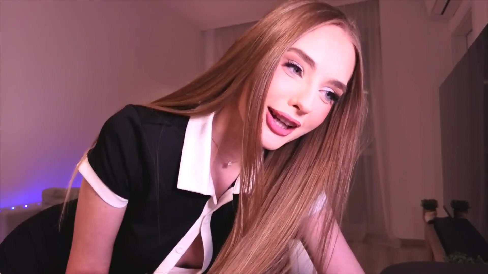 Gallery image thumbnail from petitegonwild's myfreecams stream on, 08/11/2026, 21:52 image 15 of 20