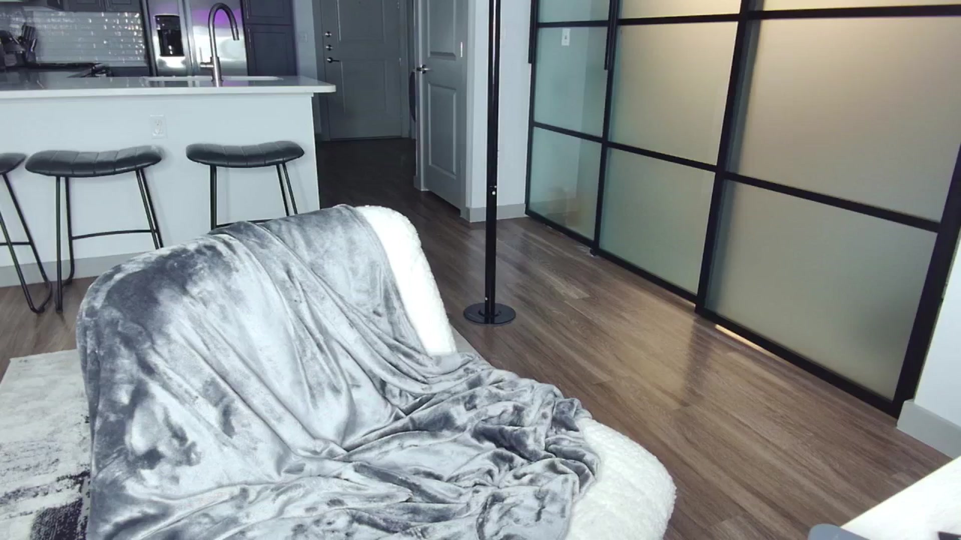 Gallery image thumbnail from phoniex's myfreecams stream on, 07/02/2024, 02:01 image 4 of 20