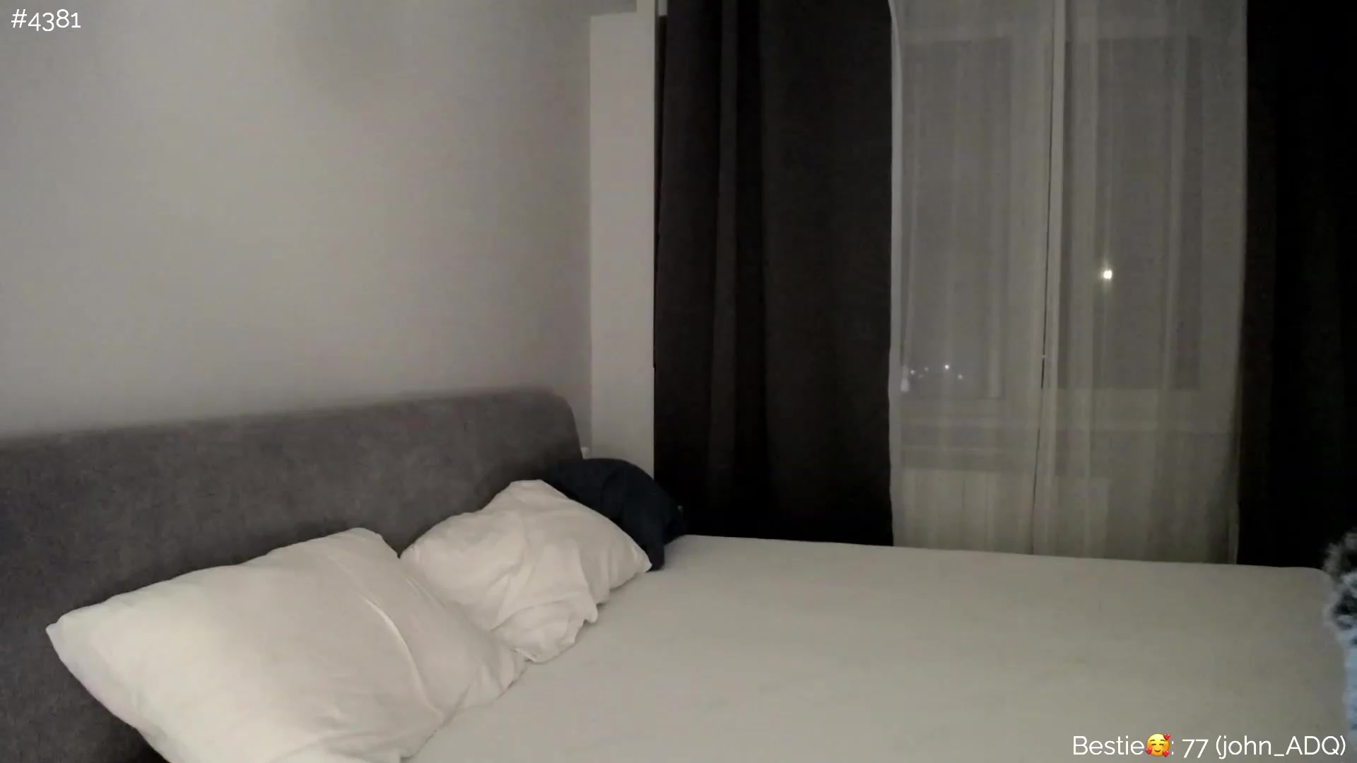 Gallery image thumbnail from phyllo_sophie's myfreecams stream on, 04/03/2023, 22:03 image 17 of 20