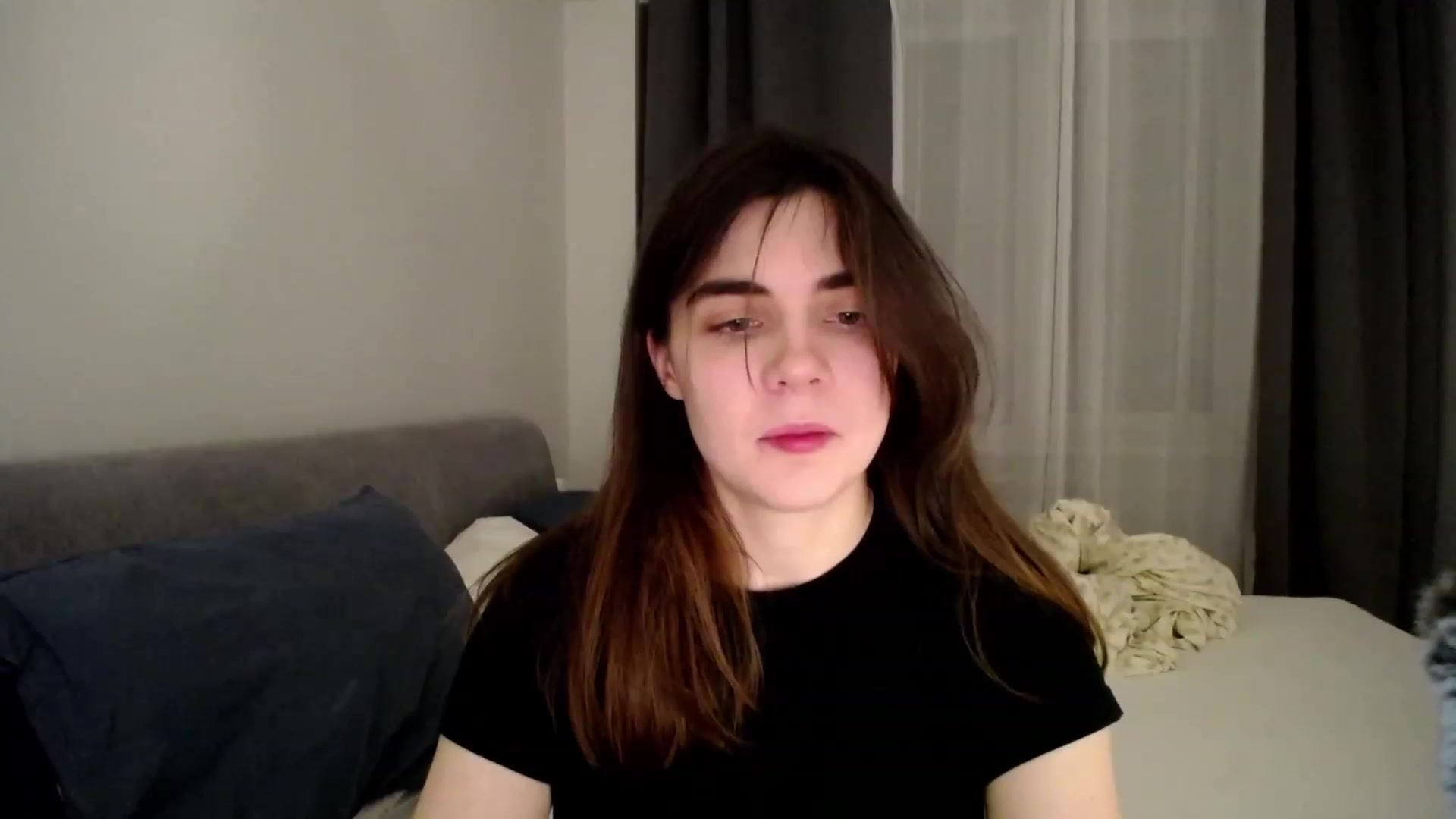Gallery image thumbnail from phyllo_sophie's myfreecams stream on, 04/03/2023, 22:03 image 5 of 20