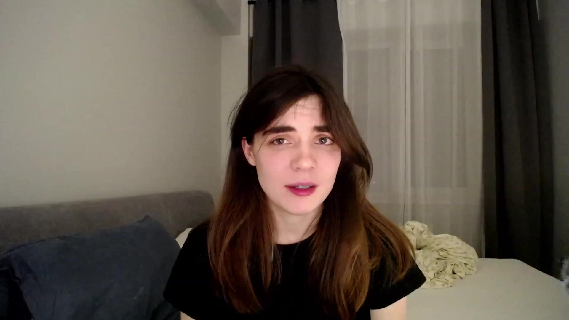 Gallery image thumbnail from phyllo_sophie's myfreecams stream on, 04/03/2023, 22:03 image 1 of 20