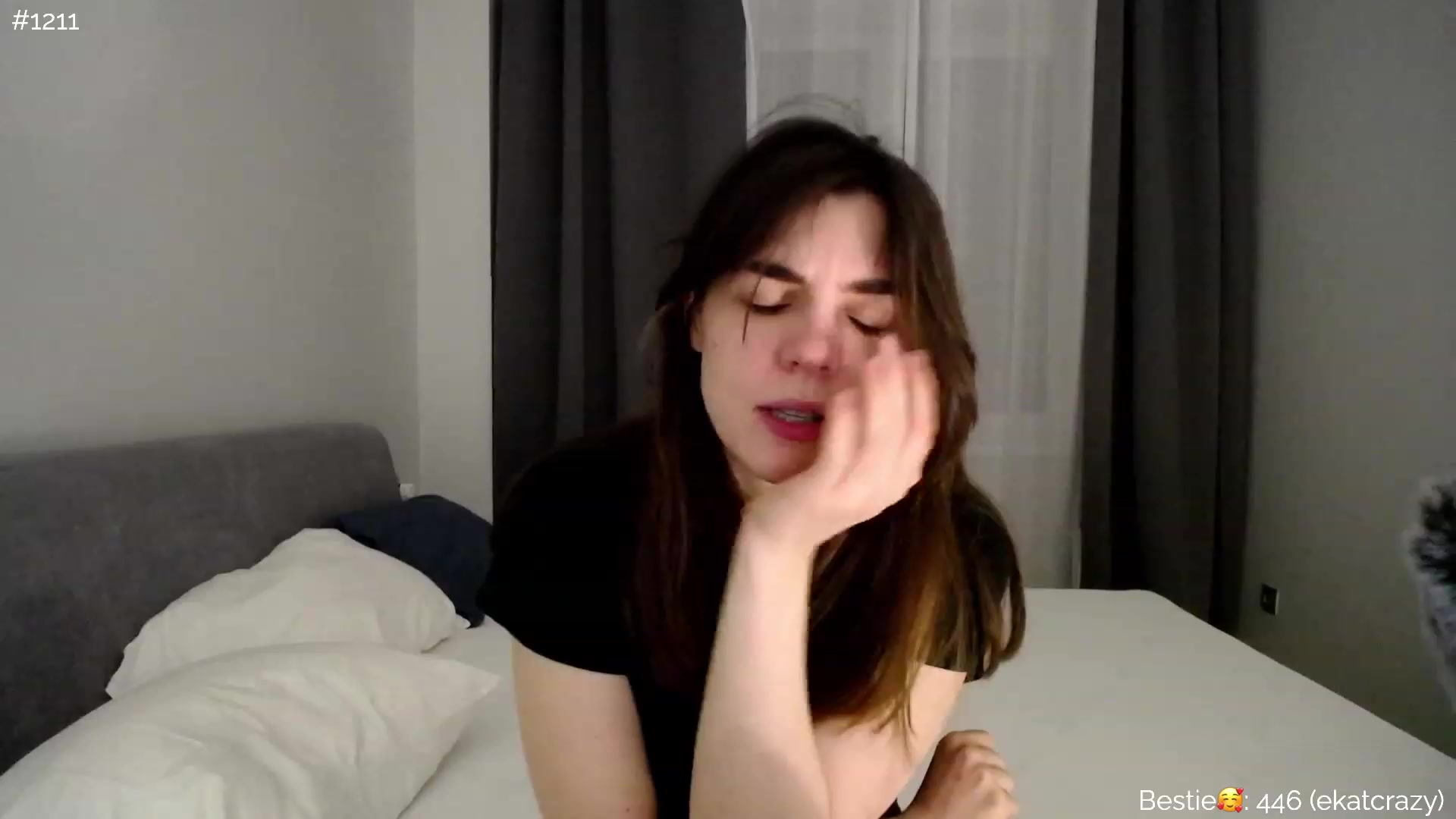 Gallery image thumbnail from phyllo_sophie's myfreecams stream on, 04/04/2023, 24:16 image 3 of 20