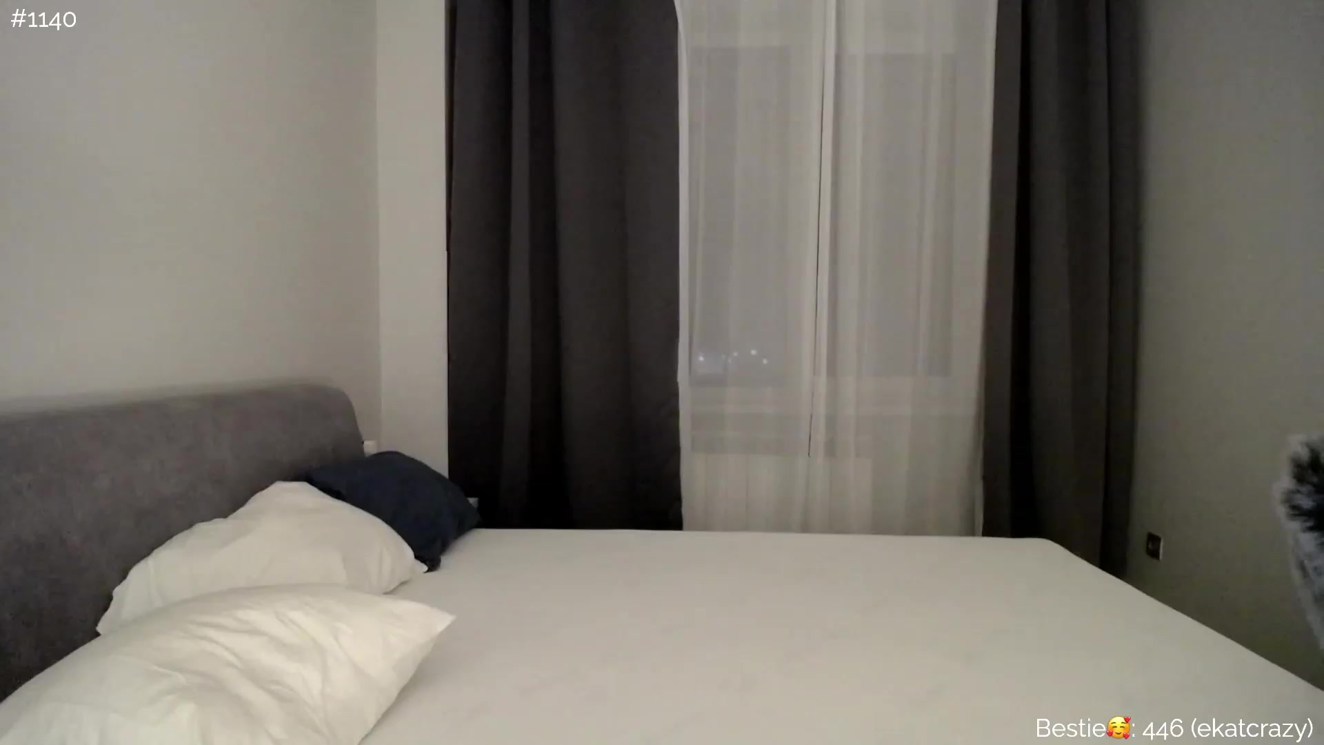 Gallery image thumbnail from phyllo_sophie's myfreecams stream on, 04/04/2023, 24:16 image 15 of 20