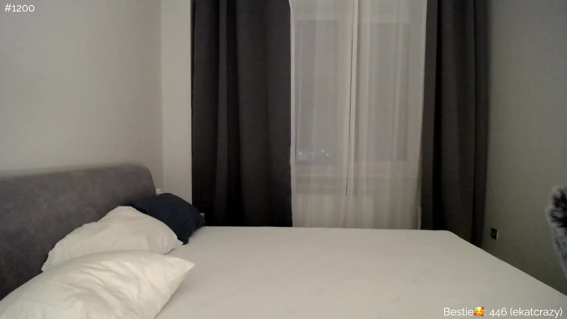 Gallery image thumbnail from phyllo_sophie's myfreecams stream on, 04/04/2023, 24:16 image 8 of 20