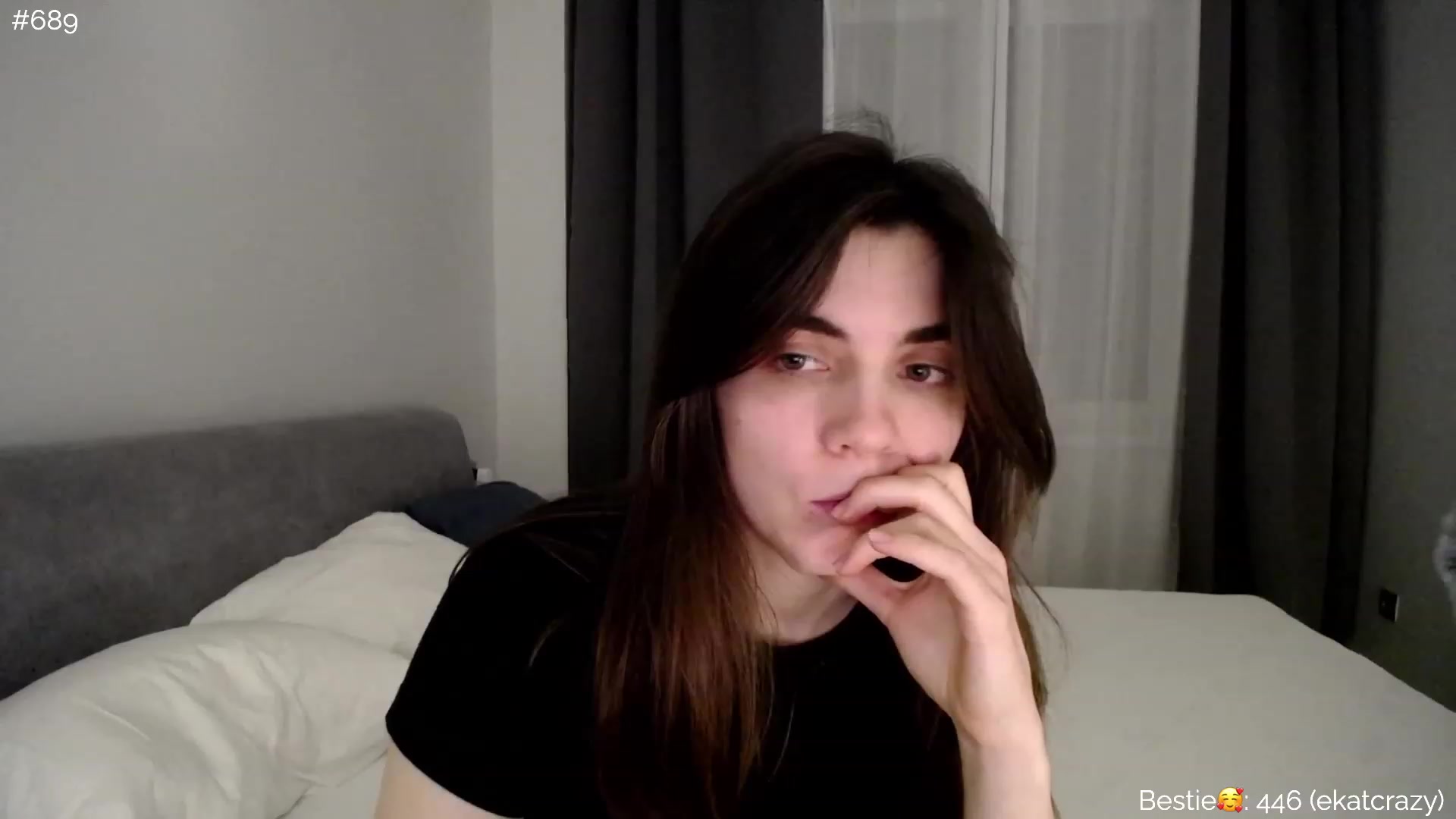 Gallery image thumbnail from phyllo_sophie's myfreecams stream on, 04/04/2023, 01:57 image 8 of 20