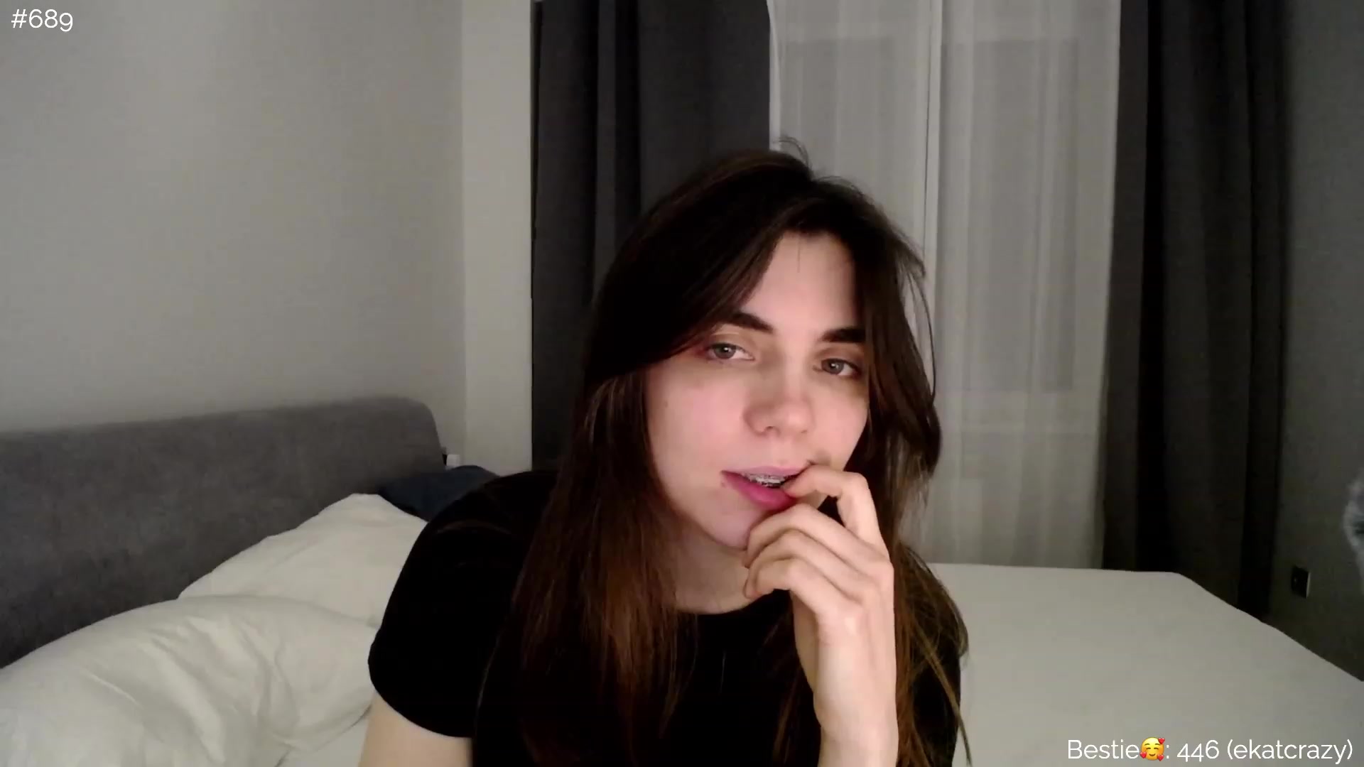 Gallery image thumbnail from phyllo_sophie's myfreecams stream on, 04/04/2023, 01:57 image 6 of 20