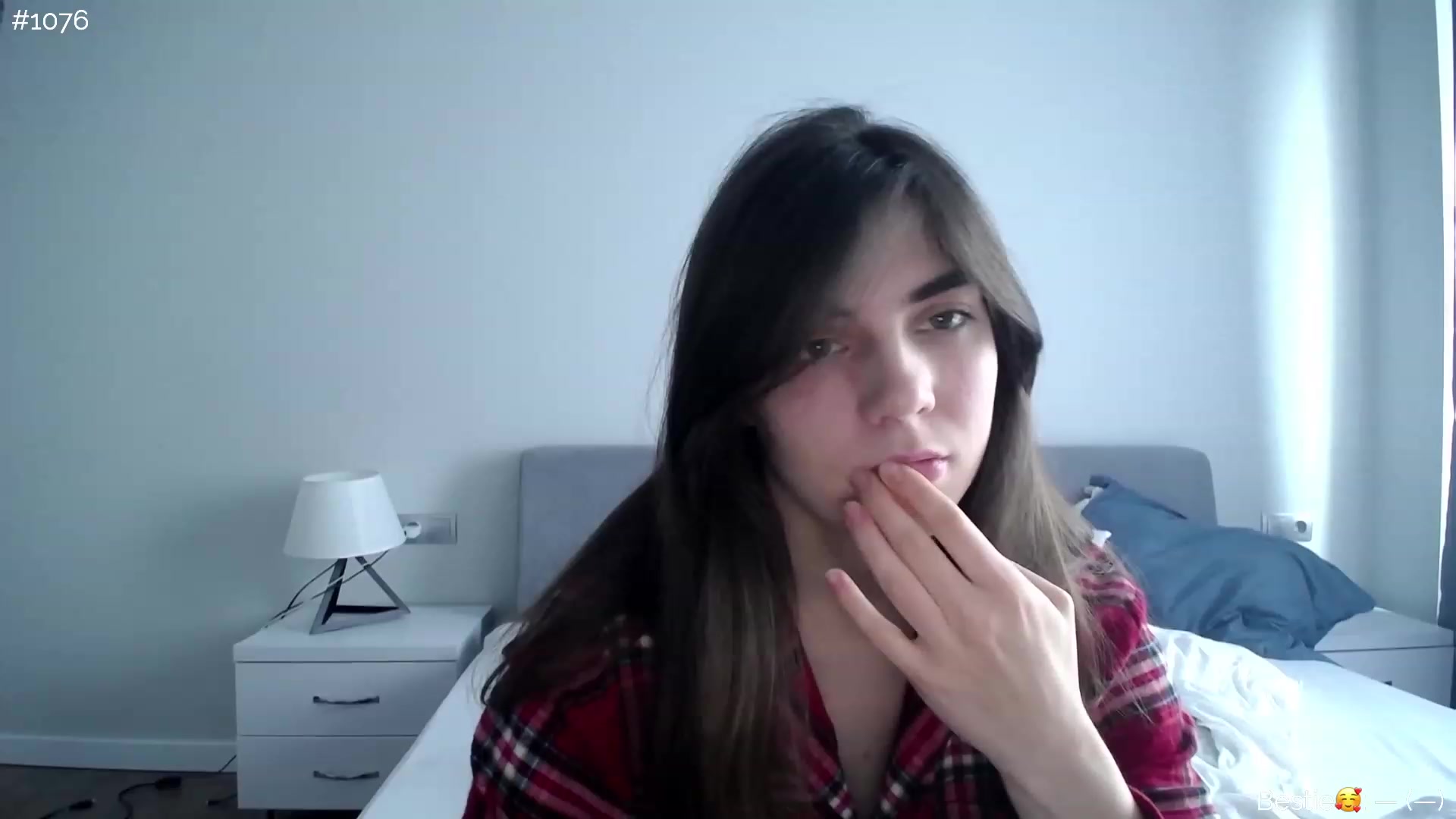 Gallery image thumbnail from phyllo_sophie's myfreecams stream on, 04/06/2023, 11:28 image 1 of 20