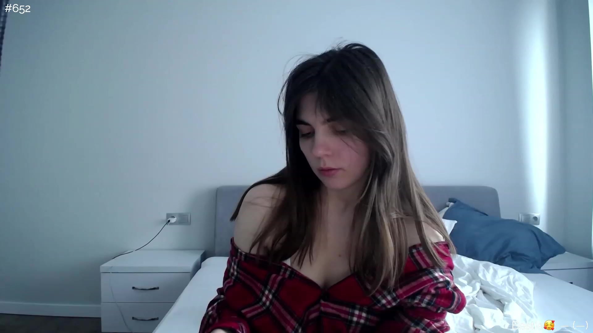 Gallery image thumbnail from phyllo_sophie's myfreecams stream on, 04/06/2023, 11:28 image 14 of 20