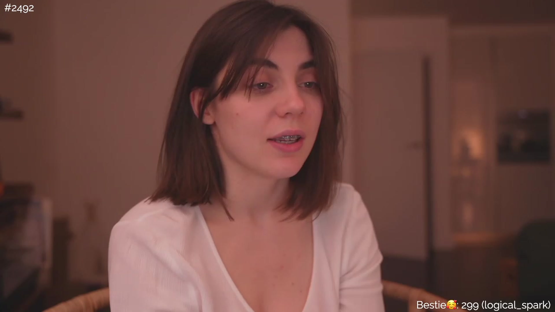 Gallery image thumbnail from phyllo_sophie's myfreecams stream on, 04/26/2023, 24:03 image 19 of 20