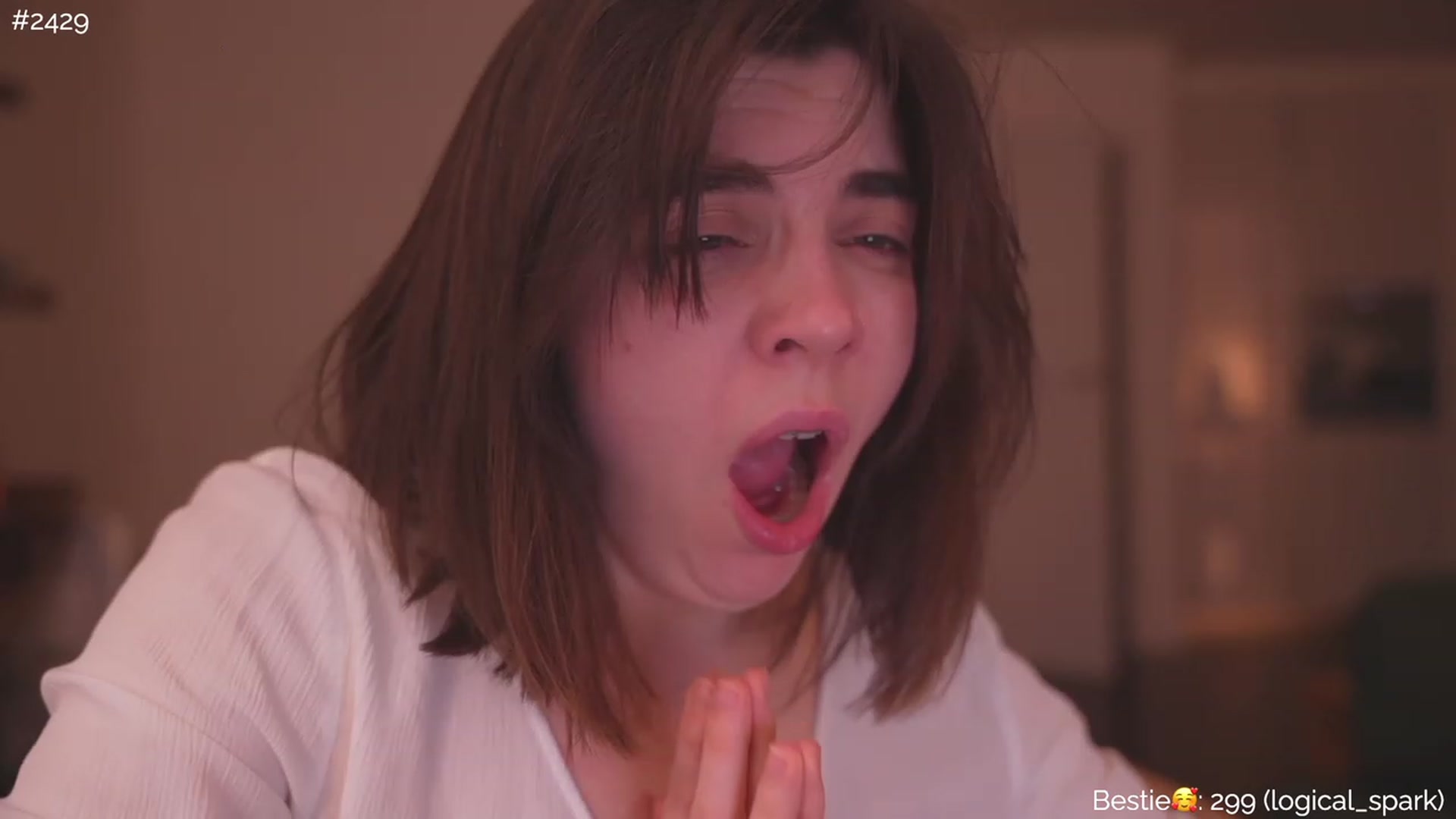 Gallery image thumbnail from phyllo_sophie's myfreecams stream on, 04/26/2023, 24:24 image 20 of 20