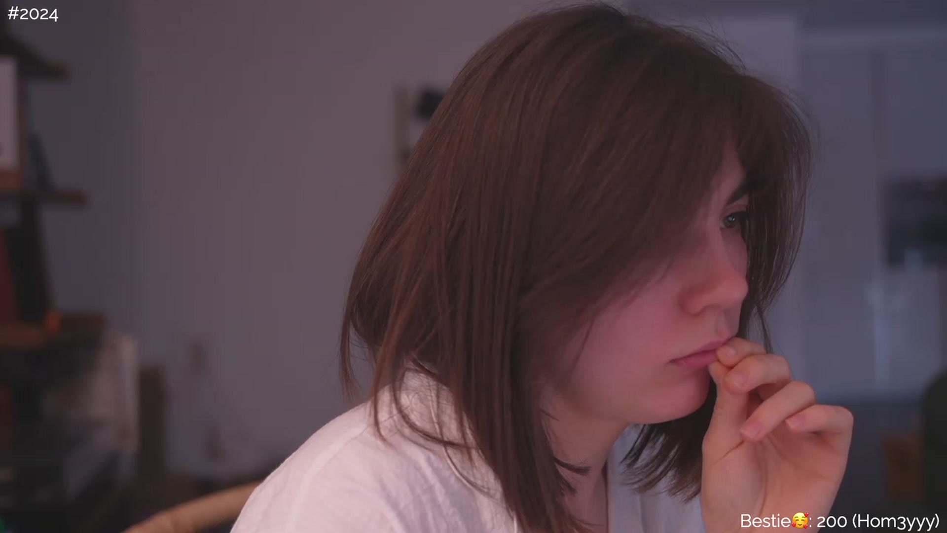 Gallery image thumbnail from phyllo_sophie's myfreecams stream on, 04/27/2023, 08:16 image 17 of 20