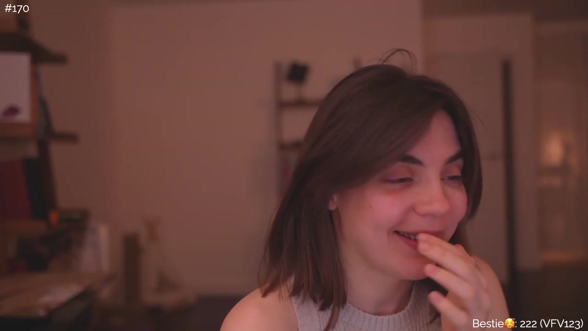 Gallery image thumbnail from phyllo_sophie's myfreecams stream on, 05/02/2023, 02:01 image 15 of 20