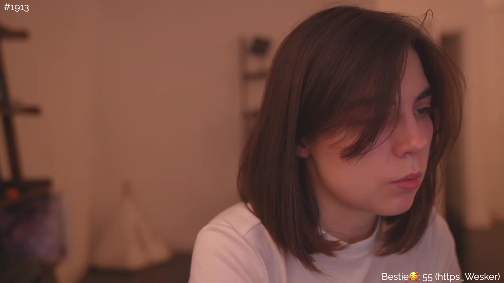 Gallery image thumbnail from phyllo_sophie's myfreecams stream on, 05/25/2023, 24:19 image 6 of 20